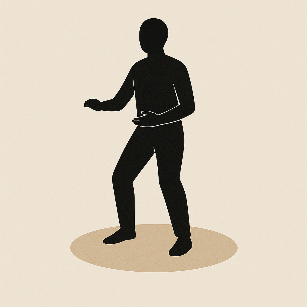 立禅のように静かに構えた人物の黒いミニマルシルエットが、ベージュの円形の上に立っている抽象的なイメージ。合理的な立ち方と基礎鍛錬を象徴する構図。